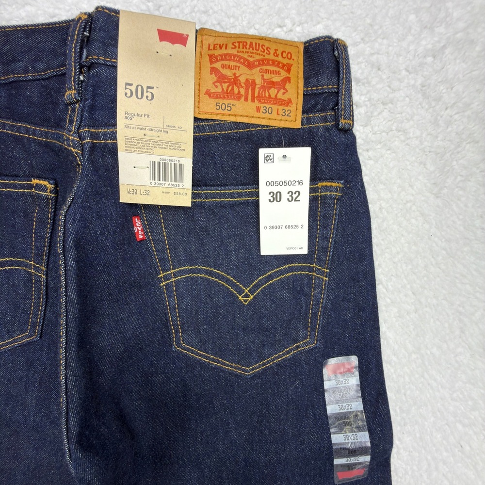 Levis 505 Regular Fit Straight Leg Jeans Mens 30x32 Blue NWT Dark‎ Wash